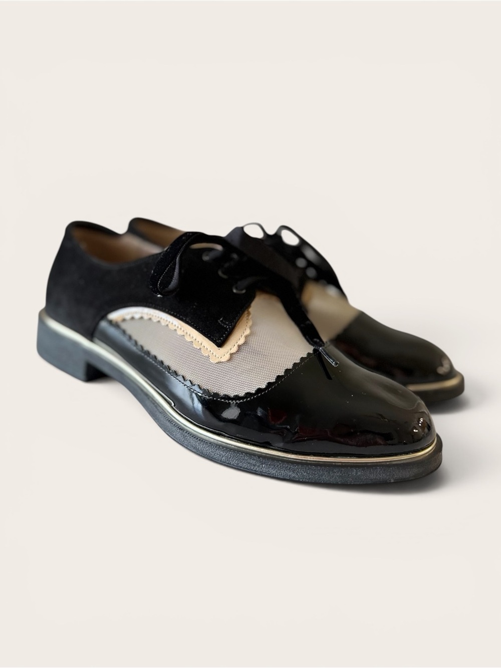 BeautiFeel Black Patent Cream Leather Spectator Lace Up Oxford Flats⁠